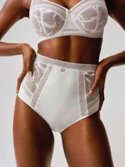 Chantelle TRUE LACE Taillenslip -Unterwäsche Discounter C11M80 0LW 1 1