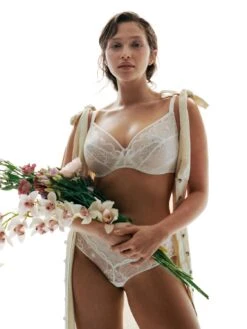 Chantelle MIDNIGHT FLOWERS Bügel BH 15 Chantelle MIDNIGHT FLOWERS Bügel BH -Unterwäsche Discounter C12N10 010 1 1