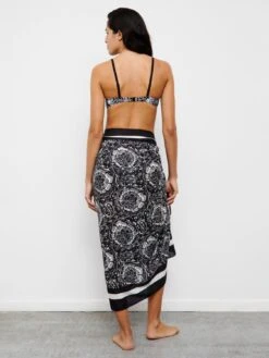 Chantelle FLOWERS BW 1P PAREO -Unterwäsche Discounter C16T20 0W5 8 1